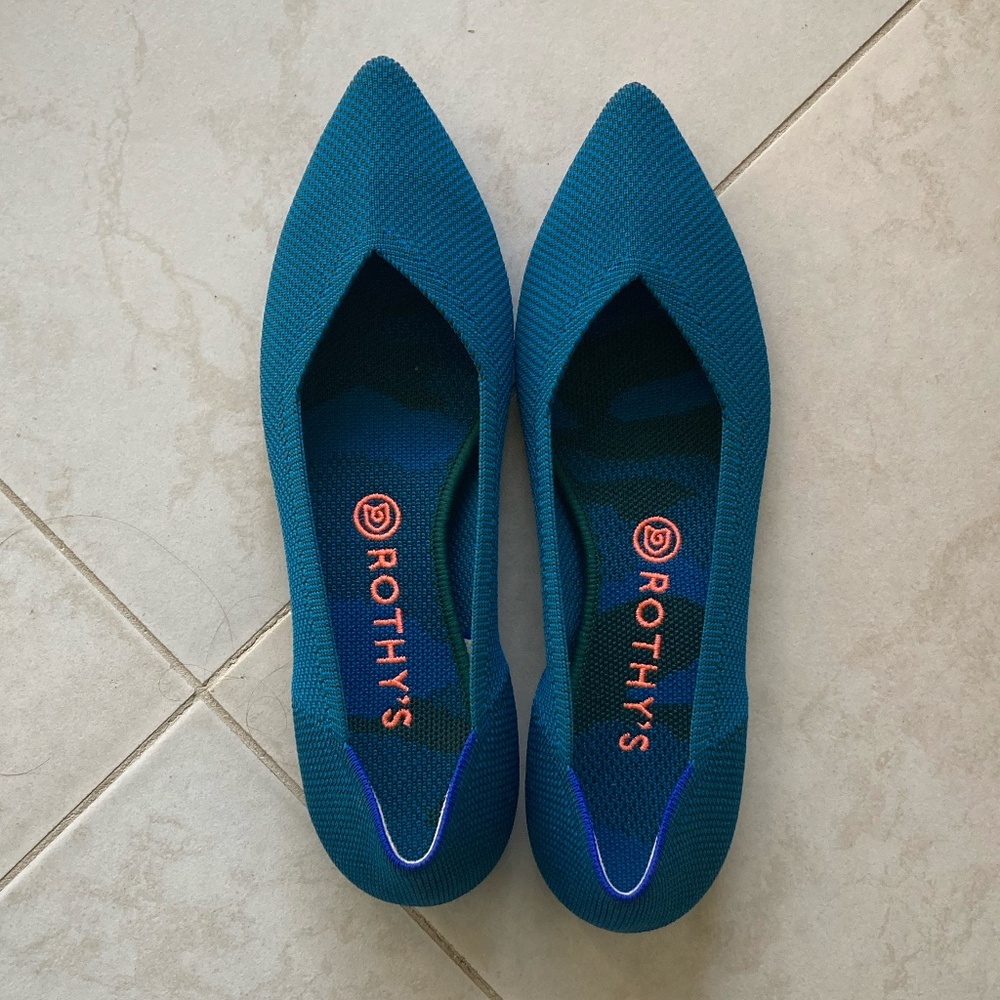 Rothy's Deep Teal Points Size 9.5 EUC